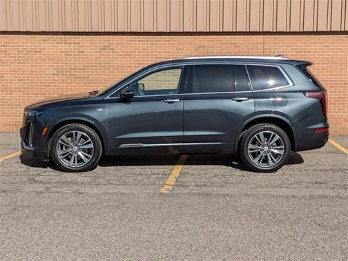 2022 Cadillac XT6 Premium Luxury AWD