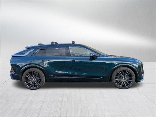 2026 Cadillac LYRIQ V
