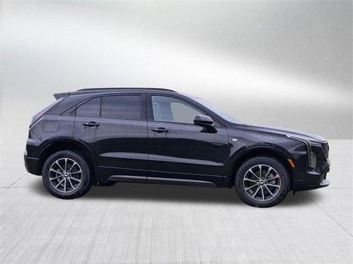 2025 Cadillac XT4 Sport