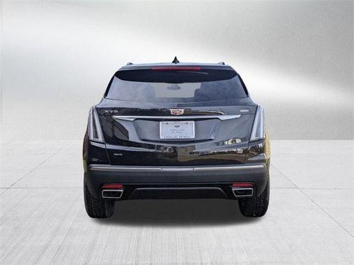 2025 Cadillac XT5 Sport