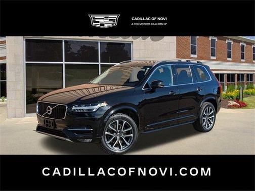 2019 Volvo XC90 T6 Momentum