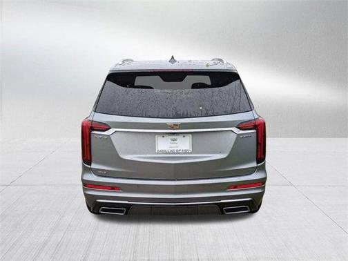2025 Cadillac XT6 Luxury AWD