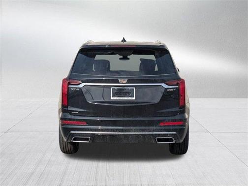 2025 Cadillac XT6 Luxury AWD
