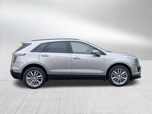 2022 Cadillac XT5 Sport