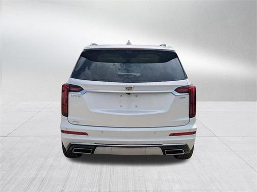2025 Cadillac XT6 Premium Luxury AWD