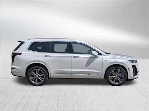 2025 Cadillac XT6 Premium Luxury AWD