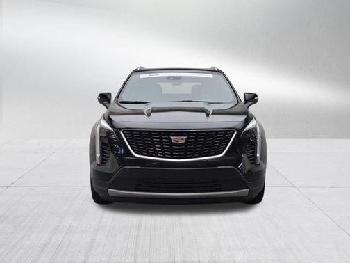 Stellar Black Metallic 2023 Cadillac XT4 Premium Luxury
