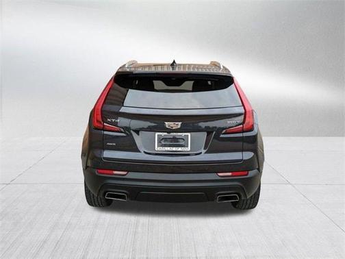 2022 Cadillac XT4 Luxury