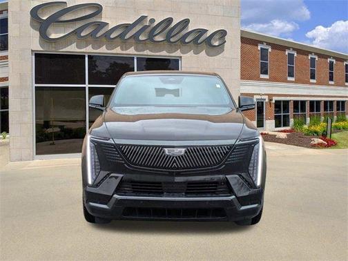 2025 Cadillac Escalade IQ SPORT 2