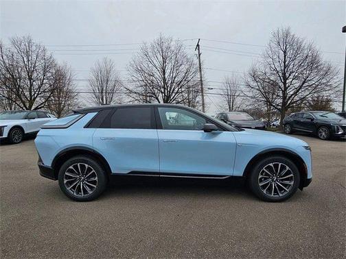 2026 Cadillac LYRIQ Sport