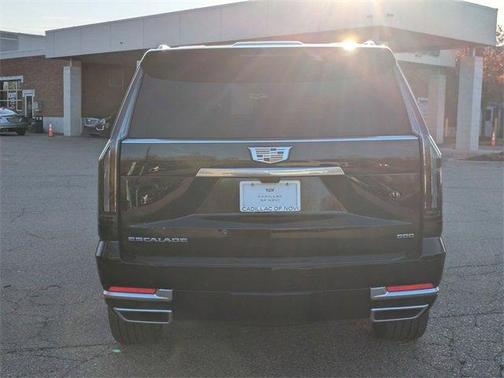 2026 Cadillac Escalade Luxury