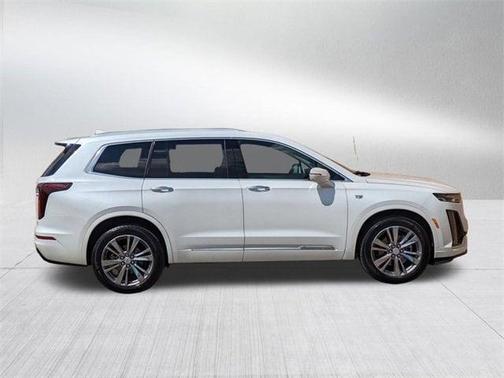 2022 Cadillac XT6 Premium Luxury AWD