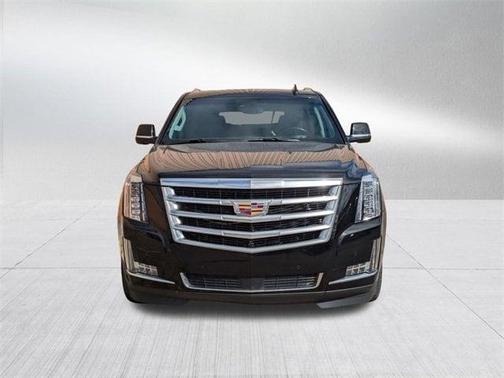 2018 Cadillac Escalade ESV Luxury