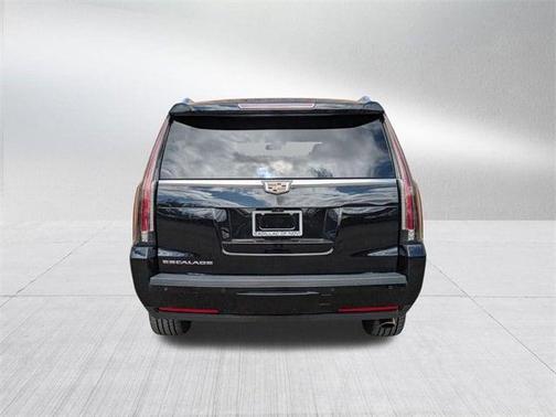 2018 Cadillac Escalade ESV Luxury