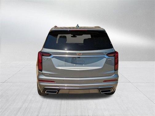 2025 Cadillac XT6 Luxury AWD
