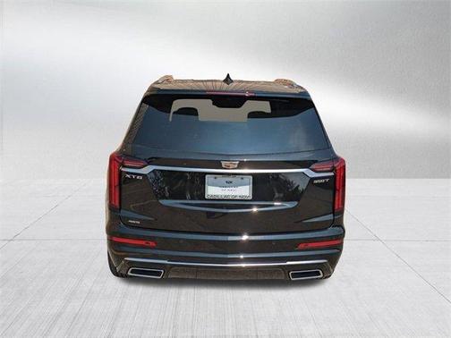 2025 Cadillac XT6 Luxury AWD