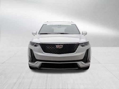 Crystal White Tri-Coat 2025 Cadillac XT6 Luxury AWD