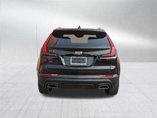 2022 Cadillac XT4 Luxury