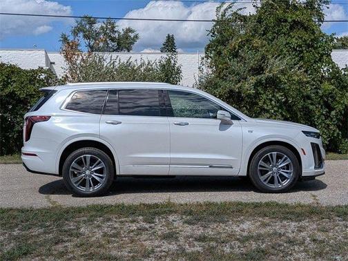2025 Cadillac XT6 Premium Luxury AWD
