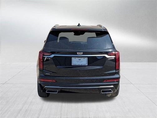 2025 Cadillac XT6 Luxury AWD