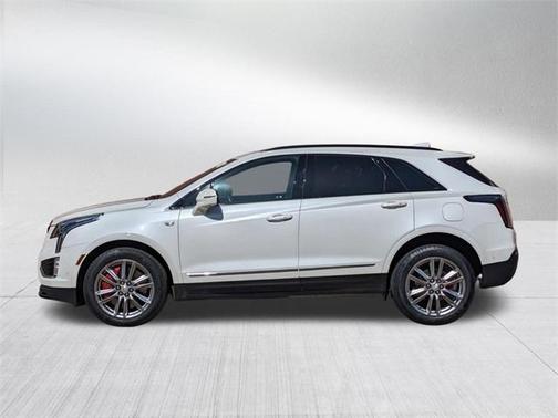 2022 Cadillac XT5 Sport