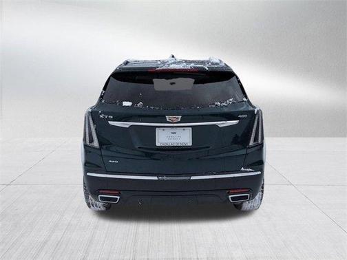 2025 Cadillac XT5 Sport