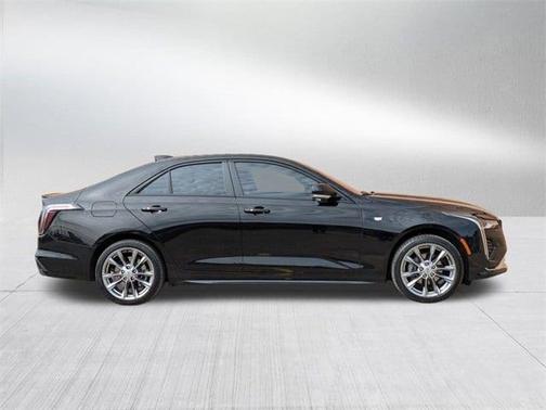 2022 Cadillac CT4 Sport