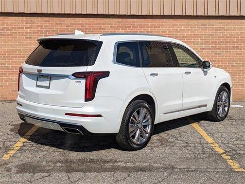 2023 Cadillac XT6 Premium Luxury AWD