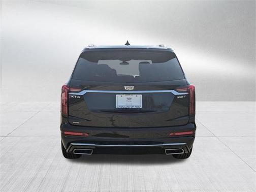 2025 Cadillac XT6 Luxury AWD