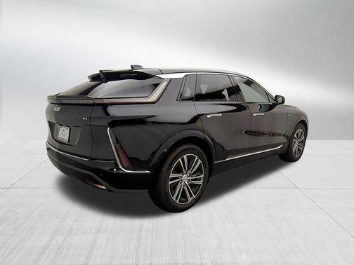 Stellar Black Metallic 2027 Cadillac LYRIQ Luxury