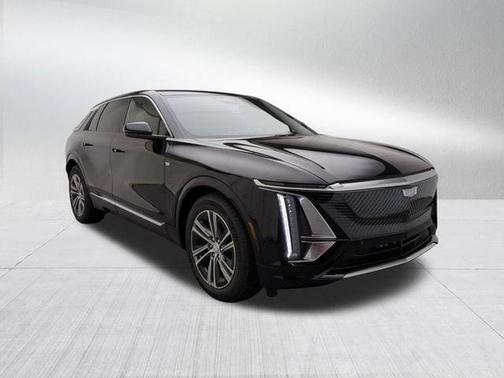 Stellar Black Metallic 2027 Cadillac LYRIQ Luxury