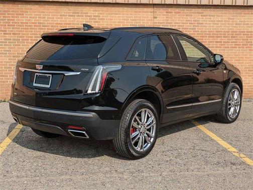 2022 Cadillac XT5 Sport