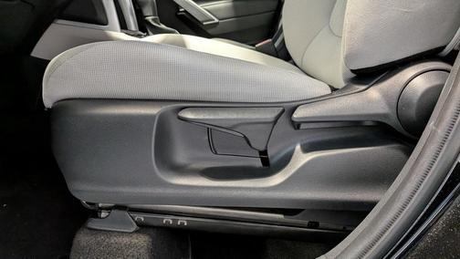 2023 Toyota Corolla Cross L