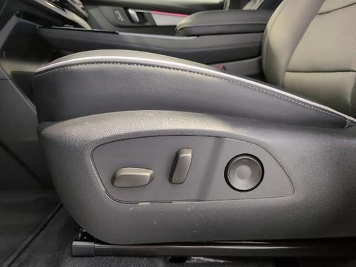 Ocean Blue Metallic 2025 Buick Enclave Preferred