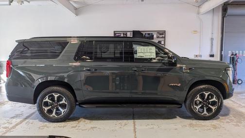 2026 GMC Yukon XL AT4