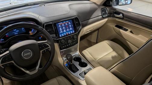 2020 Jeep Grand Cherokee Overland