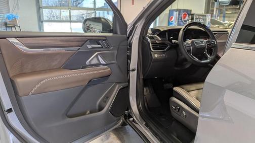 2026 GMC Acadia AWD Denali Ultimate