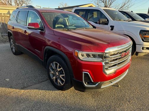 2023 GMC Acadia SLT
