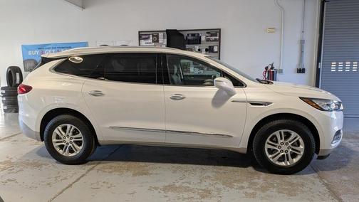 2018 Buick Enclave Essence