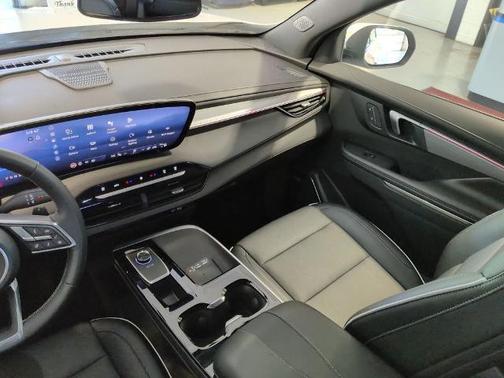 Summit White 2025 Buick Enclave Preferred