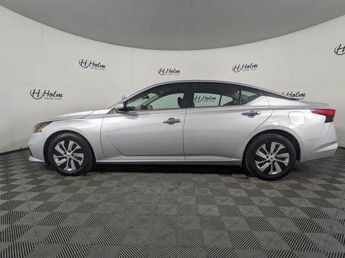 2022 Nissan Altima 2.5 S