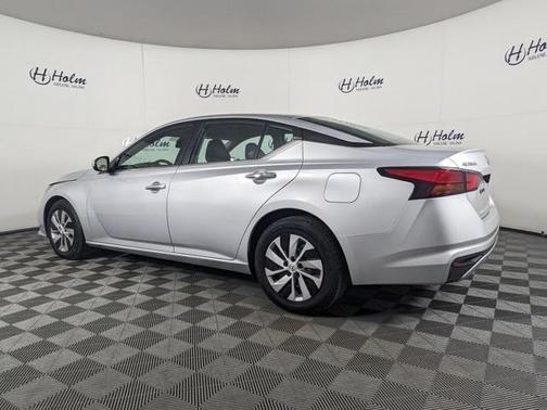 2022 Nissan Altima 2.5 S