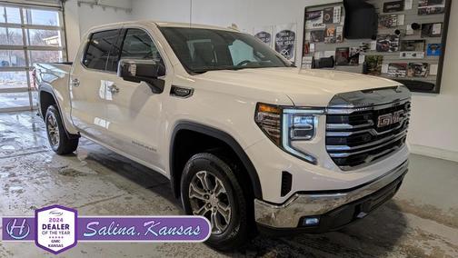 2025 GMC Sierra 1500 SLT