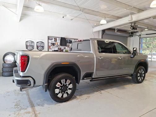 2026 GMC Sierra 2500 Denali