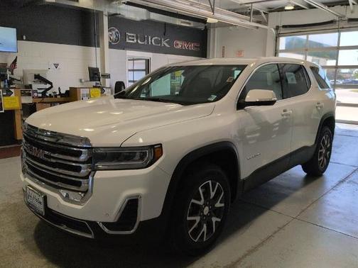 Summit White 2023 GMC Acadia SLE