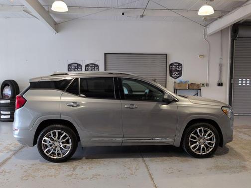 Sterling 2023 GMC Terrain Denali