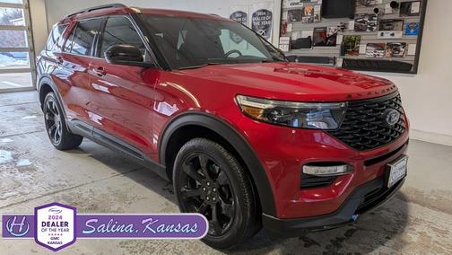 2023 Ford Explorer ST-Line