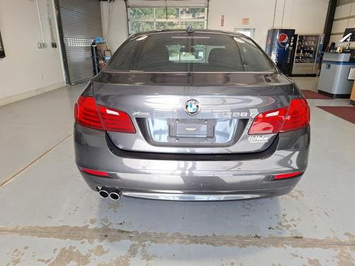2014 BMW 528 i xDrive