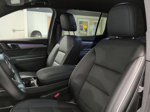 Summit White 2025 Buick Enclave Preferred