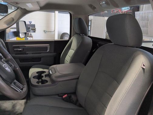 Bright White Clearcoat 2015 RAM 2500 Tradesman